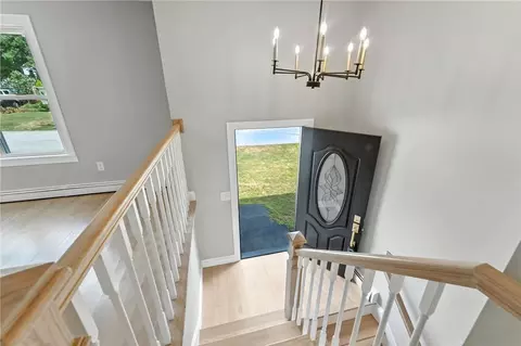 Entry Way - 73 Ormsby Ave, Warwick, RI 02886 photo 2 of 2