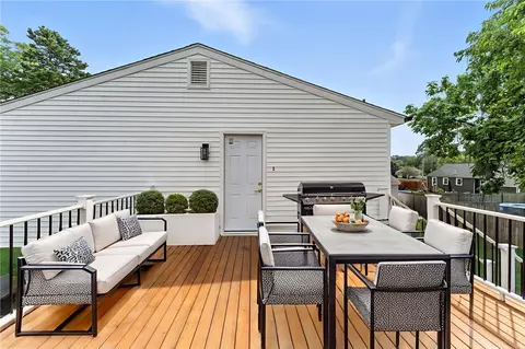 Exterior - 73 Ormsby Ave, Warwick, RI 02886 photo 8 of 9