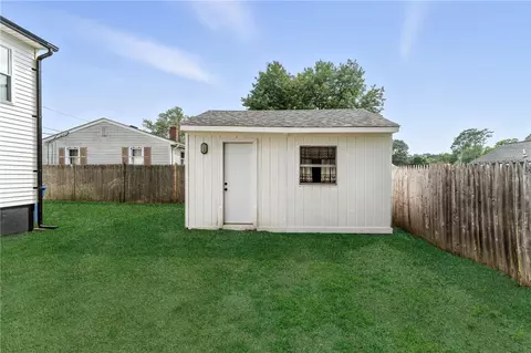 Exterior - 73 Ormsby Ave, Warwick, RI 02886 photo 6 of 9