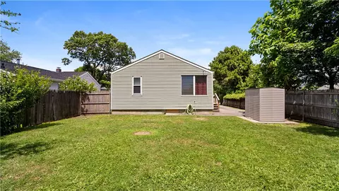 Exterior - 92 Falcon Ave, Warwick, RI 02888 photo 9 of 10