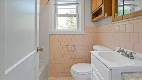 Bath - 92 Falcon Ave, Warwick, RI 02888 photo 1 of 2