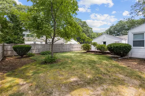 Exterior - 54 Frontier Rd, Warwick, RI 02889 photo 6 of 8