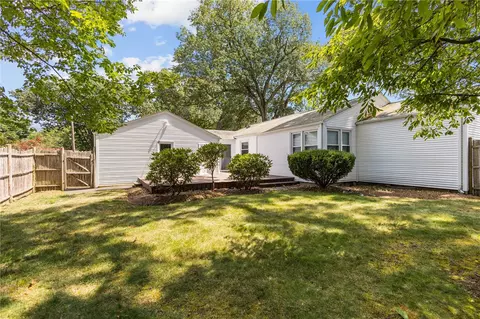 Exterior - 54 Frontier Rd, Warwick, RI 02889 photo 7 of 8