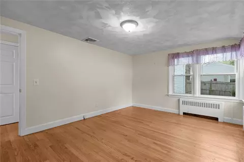 Bedroom - 54 Frontier Rd, Warwick, RI 02889 photo 2 of 8