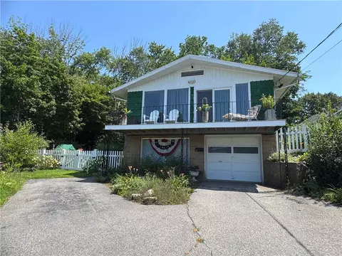 167 Dana St, Woonsocket, RI 02895
