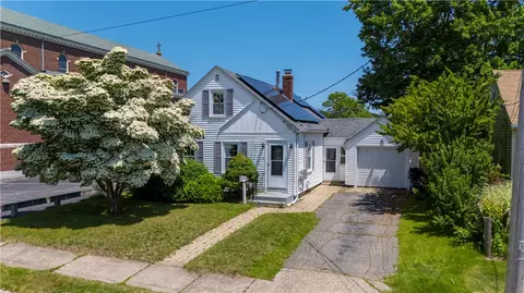 160 Williston Way, Pawtucket, RI 02861