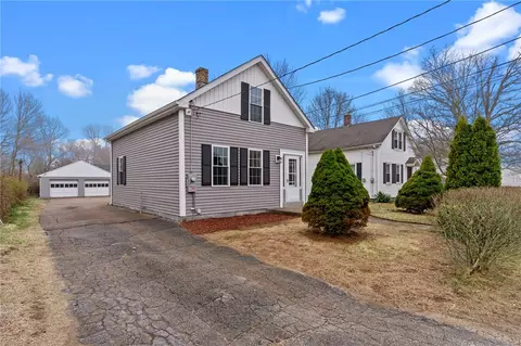 5 Cottage St, Westerly, RI 02891