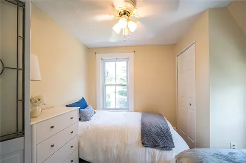 Bedroom - 21 Wilcox St, Warwick, RI 02889 photo 7 of 9