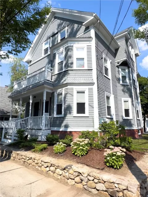 507 Morris Ave #3, Providence, RI 02906