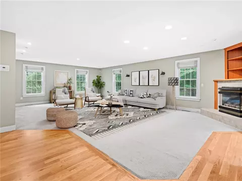 44 Azalea Ave, Exeter, RI 02822