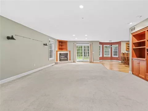 Living - 44 Azalea Ave, Exeter, RI 02822 photo 4 of 4