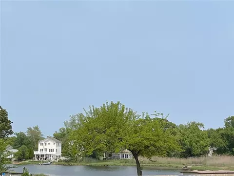 View/Area - 72 Sayles Ave, Warwick, RI 02889 photo 1 of 5