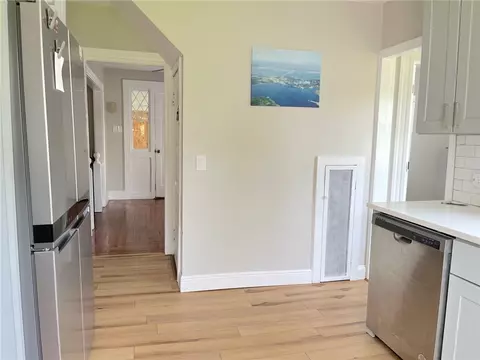 Entry Way - 72 Sayles Ave, Warwick, RI 02889 photo 1 of 4