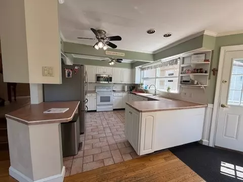 15 Windward Dr, Westerly, RI 02891 photo 11