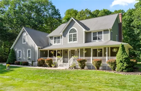 55 Little Pond County Rd, Cumberland, RI 02864