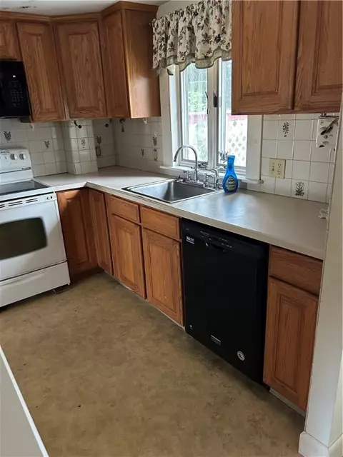 Kitchen - 9 David Ave, Westerly, RI 02891 photo 1 of 2