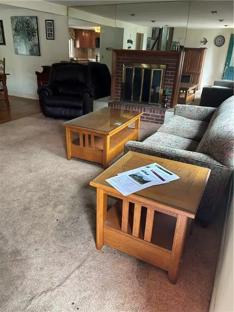 Living - 9 David Ave, Westerly, RI 02891 photo 2 of 3