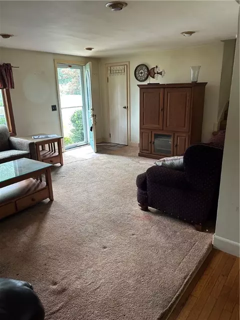 Living - 9 David Ave, Westerly, RI 02891 photo 1 of 3