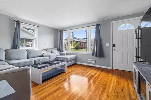 794 Main Ave, Warwick, RI 02886 photo 4