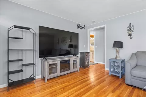 794 Main Ave, Warwick, RI 02886 photo 5