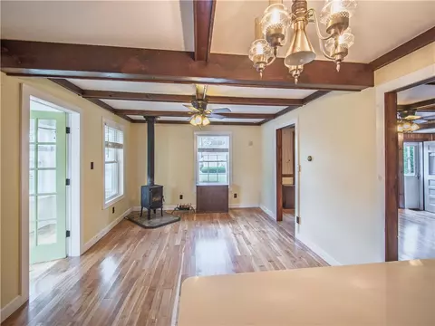 45 Phillips St, Woonsocket, RI 02895 photo 9