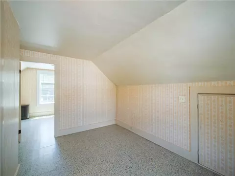 45 Phillips St, Woonsocket, RI 02895 photo 27