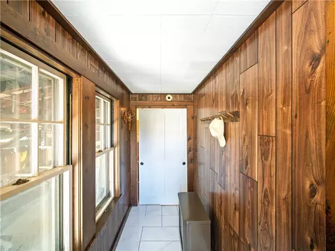 45 Phillips St, Woonsocket, RI 02895 photo 21