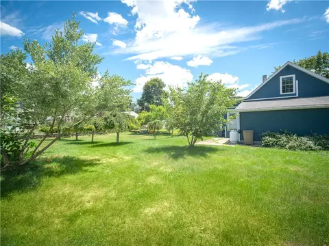 45 Phillips St, Woonsocket, RI 02895 photo 35