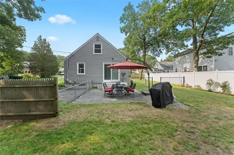 Exterior - 103 Everglade Ave, Warwick, RI 02886 photo 6 of 14
