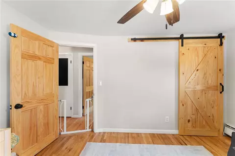 Bedroom - 103 Everglade Ave, Warwick, RI 02886 photo 1 of 6