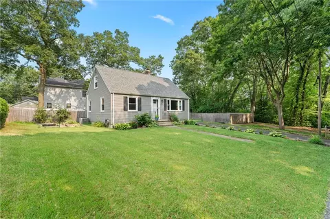 Exterior - 103 Everglade Ave, Warwick, RI 02886 photo 14 of 14