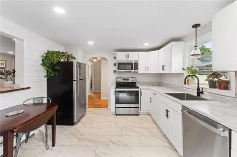 Kitchen - 103 Everglade Ave, Warwick, RI 02886 photo 2 of 2