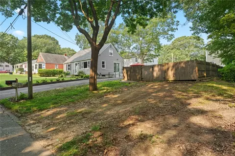 Exterior - 103 Everglade Ave, Warwick, RI 02886 photo 13 of 14