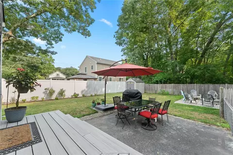 Exterior - 103 Everglade Ave, Warwick, RI 02886 photo 7 of 14