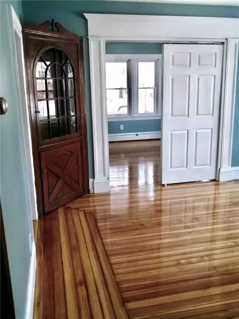 20 North St, Warwick, RI 02886 photo 9