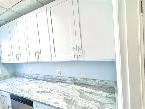 20 North St, Warwick, RI 02886 photo 11