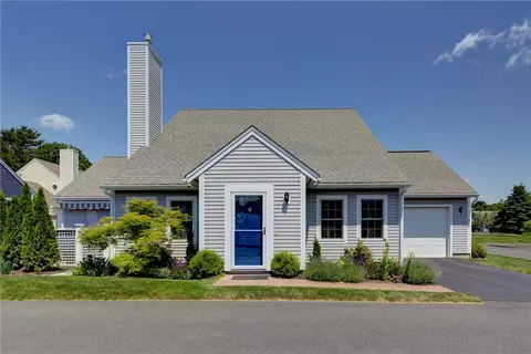406 Corey Ln, Middletown, RI 02842