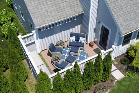 Other - 406 Corey Ln, Middletown, RI 02842 photo 5 of 7