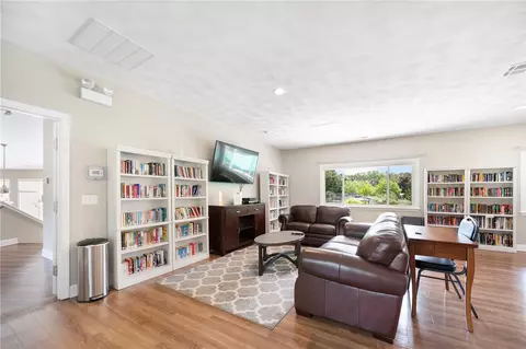 View/Area - 933 Williamsburg Cir, Warwick, RI 02886 photo 5 of 5
