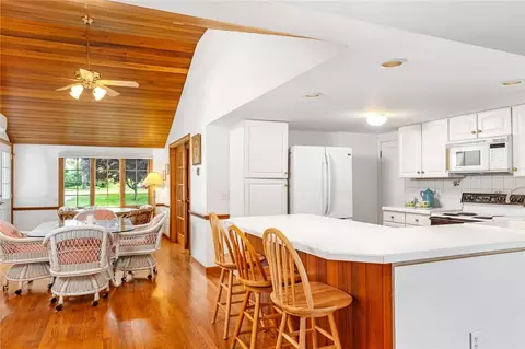 44 Fenway Rd, Westerly, RI 02891 photo 12