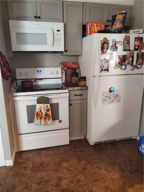Kitchen - 1025 Park Ave, Woonsocket, RI 02895 photo 5 of 5