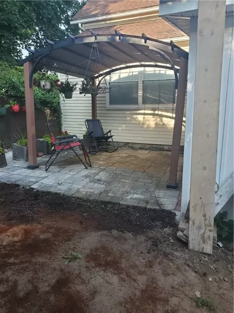Exterior - 1025 Park Ave, Woonsocket, RI 02895 photo 7 of 13
