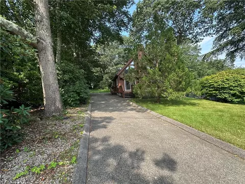 3 Ledgewood Dr, Westerly, RI 02891 photo 6
