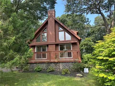 3 Ledgewood Dr, Westerly, RI 02891 photo 5
