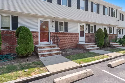 39 Dale Ave #D, Johnston, RI 02919