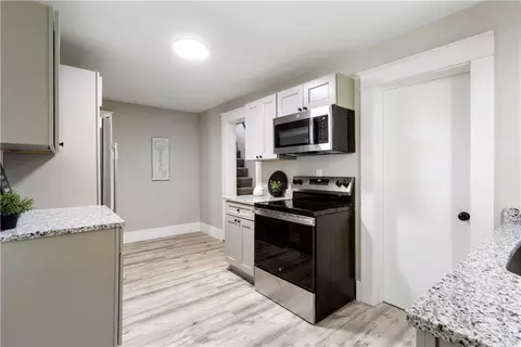 Entry Way - 40 Lima St, Warwick, RI 02889 photo 1 of 4