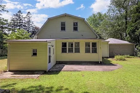 Exterior - 40 Lima St, Warwick, RI 02889 photo 3 of 10