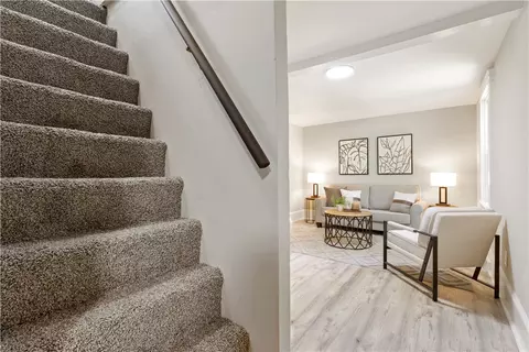 Entry Way - 40 Lima St, Warwick, RI 02889 photo 3 of 4