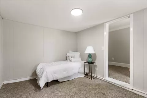 Bedroom - 40 Lima St, Warwick, RI 02889 photo 2 of 9