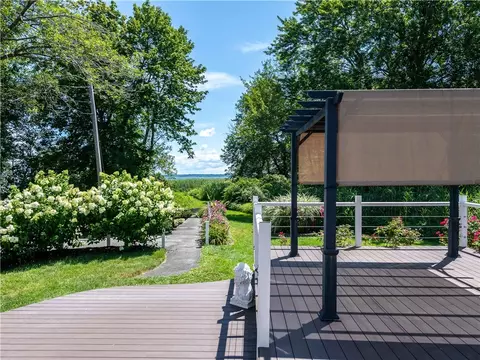 44 Riverside Ave, Warwick, RI 02889 photo 7